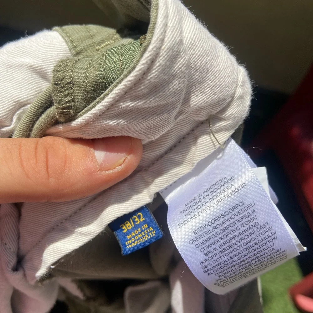 Men's Olive Cargo Pants - Picture 6 of 6